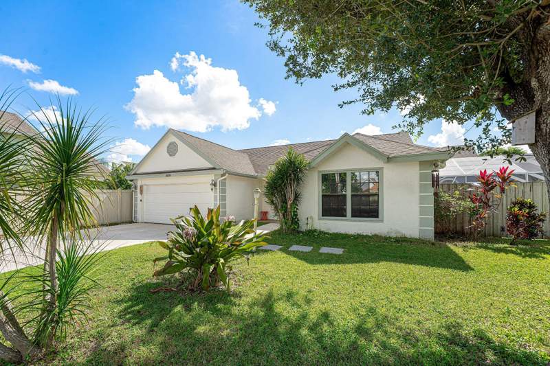 3 bedroom Single Family Residence at 1604 Bayridge Place, Meadowland Cove 1 Of Wellington, Wellington — photo 2