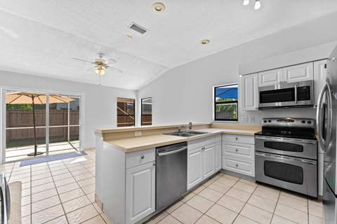 1604 Bayridge Place, Wellington FL - photo 9 of 28