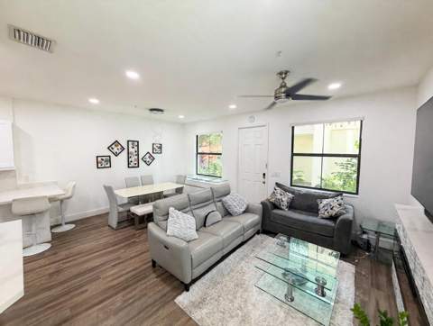 3351 NW 126th Avenue, Sunrise FL - photo 11 of 40