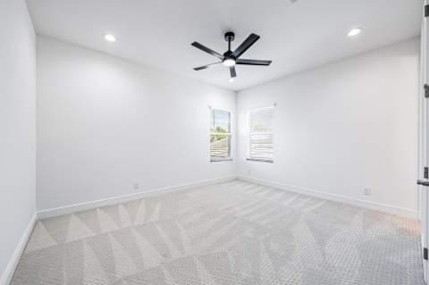 9224 Crestview Circle, Palm Beach Gardens FL - photo 17 of 29