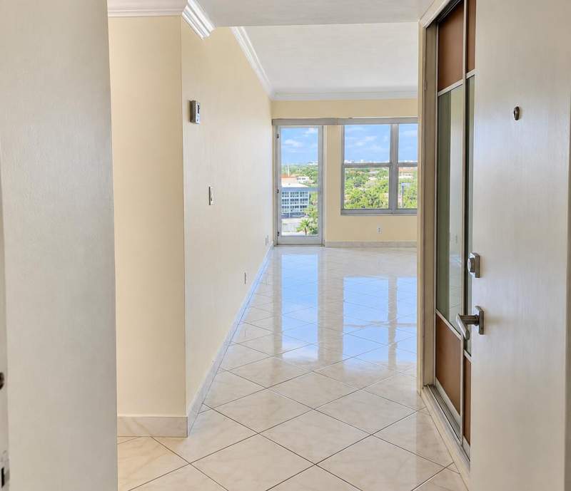 1 bedroom Condominium at 3700 Galt Ocean Drive #712, Royal Ambassador Condo, Fort Lauderdale — photo 2