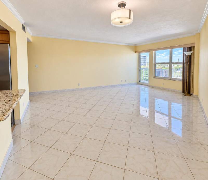1 bedroom Condominium at 3700 Galt Ocean Drive #712, Royal Ambassador Condo, Fort Lauderdale — photo 5