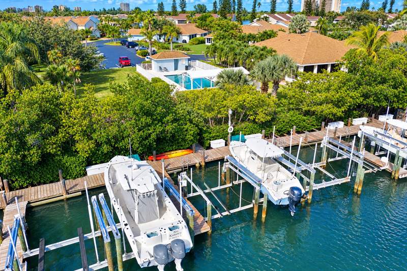 3 bedroom Condominium at 3209 S Lakeview Circle #8-101, The Sands Section 1 Condominium, Hutchinson Island — photo 3