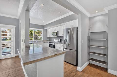 2107 NE 44th Street, Lighthouse Point FL - photo 10 of 38