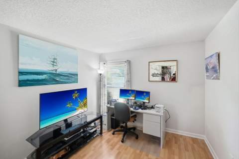 1402 SW Broadview Street, Port St. Lucie FL - photo 16 of 38