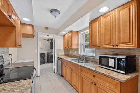 1186 Drexel Road, West Palm Beach FL - photo 16 of 48