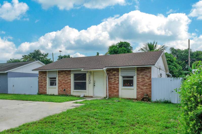 3 bedroom Single Family Residence at 5802 Orange Road, Royal Palm Estates 3, West Palm Beach — photo 3