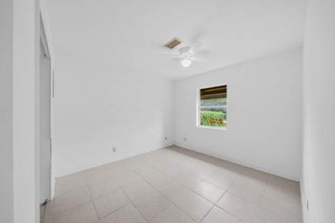 5802 Orange Road, West Palm Beach FL - photo 7 of 46