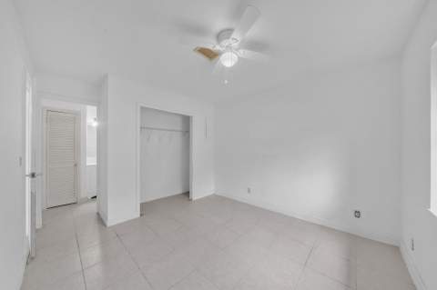 5802 Orange Road, West Palm Beach FL - photo 10 of 46