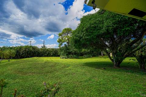 4971 Palm Hill Drive, West Palm Beach FL - photo 6 of 44