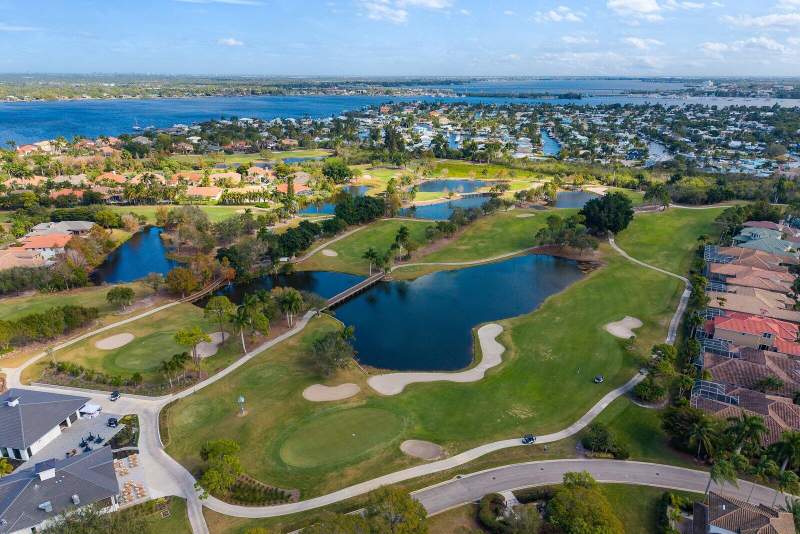3 bedroom Single Family Residence at 844 SW Pebble Lane, Palm Cove Golf & Yacht Club, Palm City — photo 2