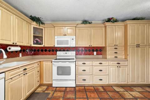 3105 Spanish Wells Drive #8-B, Delray Beach FL - photo 16 of 27