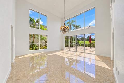 7756 Travelers Tree Drive, Boca Raton FL - photo 6 of 57