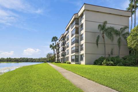2766 Carambola Circle #305, Coconut Creek FL - photo 23 of 29