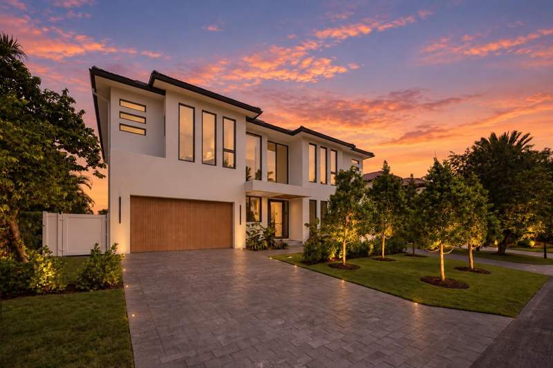 5 bedroom Single Family Residence at 2921 NE 23rd Street, Hillsboro Harbor Unit, Pompano Beach — photo 3