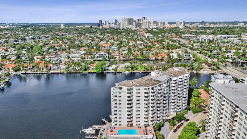 3 bedroom Condominium at 333 Sunset Drive #207, Four Seasons Condo, Fort Lauderdale — photo 2