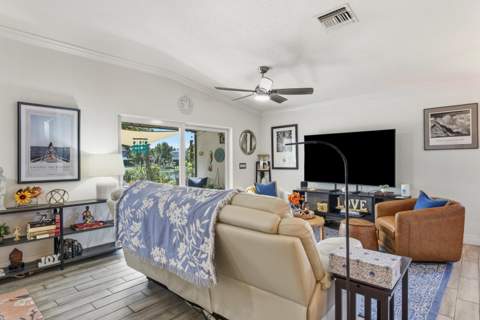 2099 Newport Isles Boulevard, Port St. Lucie FL - photo 18 of 51