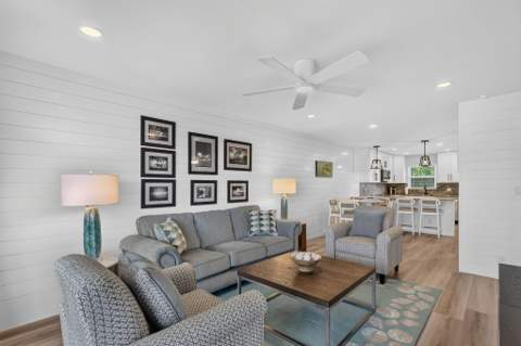 200 N El Mar Drive #B202, Jensen Beach FL - photo 13 of 34