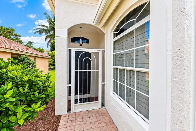 4 bedroom Single Family Residence at 5137 Elpine Way, Woodbine Par E, Riviera Beach — photo 4