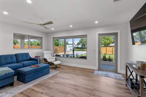 918 SE 3rd Avenue, Delray Beach FL - photo 18 of 20