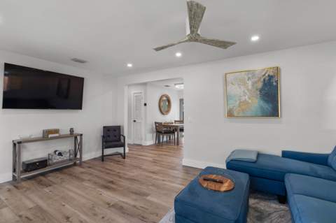 918 SE 3rd Avenue, Delray Beach FL - photo 7 of 20