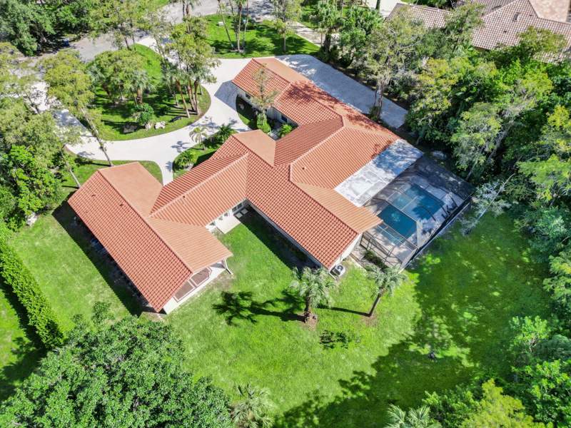6 bedroom Single Family Residence at 5000 NW 81st Avenue, Whispering Woods, Coral Springs — photo 3
