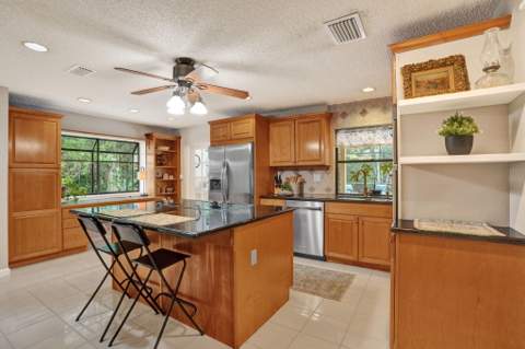 5000 NW 81st Avenue, Coral Springs FL - photo 20 of 83
