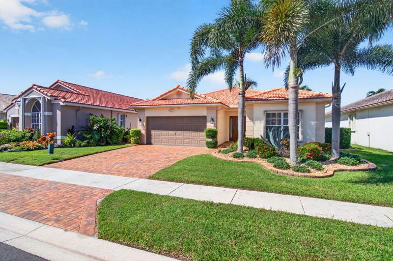 3 bedroom Single Family Residence at 10398 Utopia Circle, Grove Isle, Boynton Beach — photo 2