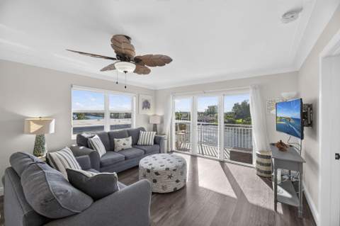 1111 N Riverside Drive #401, Pompano Beach FL - photo 16 of 42