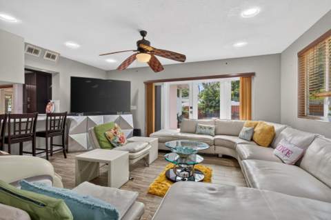 291 SW 60th Avenue, Plantation FL - photo 9 of 40
