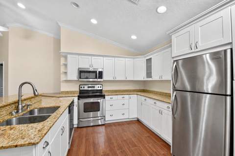 174 Harbor Lake Circle, Greenacres FL - photo 6 of 57