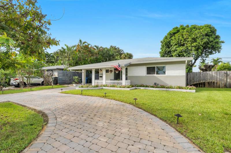 2 bedroom Single Family Residence at 731 NE 49th Street, Garden Acres, Oakland Park — photo 2