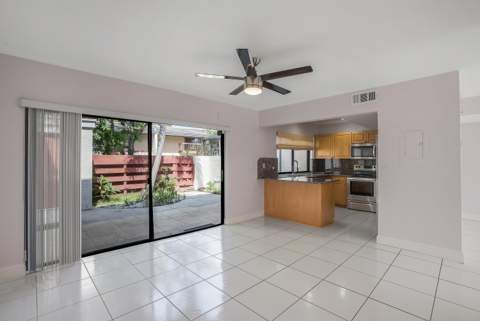 3015 Oaktree Lane #Unit 277, Hollywood FL - photo 10 of 32