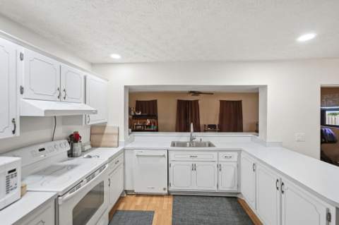 1632 SW Sylvester Lane, Port St. Lucie FL - photo 11 of 40