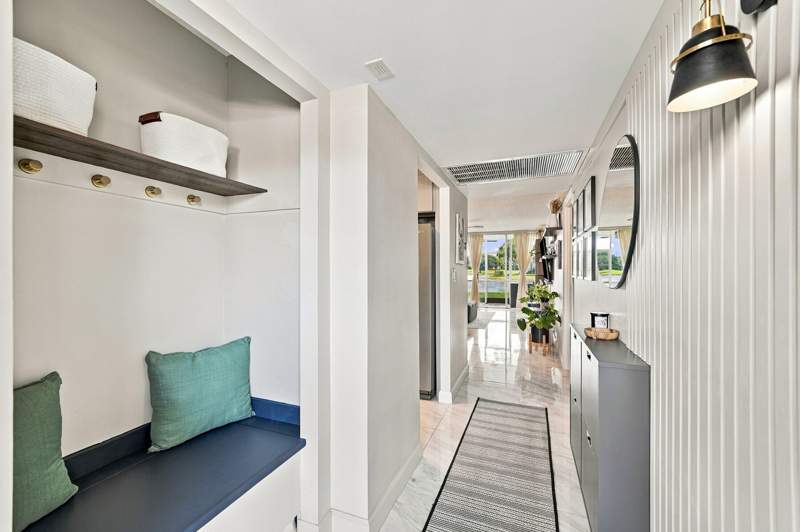 2 bedroom Condominium at 9420 Poinciana Place, Poinciana 2 Of Pine Island Ridge, Davie — photo 2