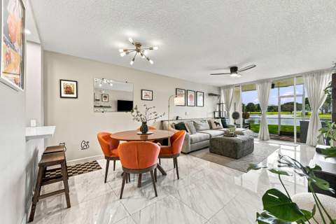 9420 Poinciana Place, Davie FL - photo 8 of 29