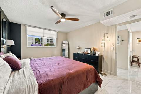 9420 Poinciana Place, Davie FL - photo 14 of 29