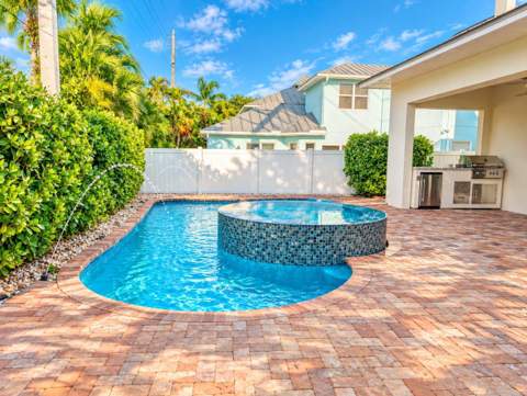 115 Magic Way, Jupiter FL - photo 24 of 28
