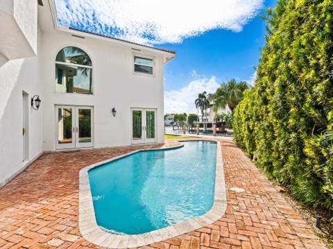 708 SE 7th Street, Delray Beach FL - photo 15 of 47