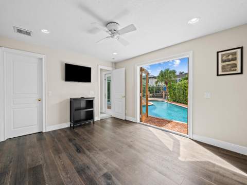 708 SE 7th Street, Delray Beach FL - photo 19 of 47