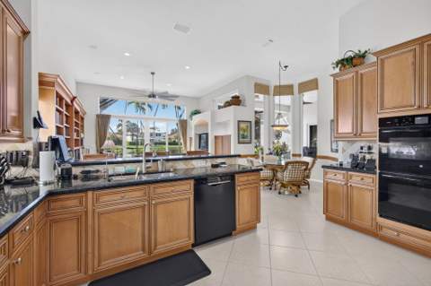 136 Sedona Way, Palm Beach Gardens FL - photo 22 of 120