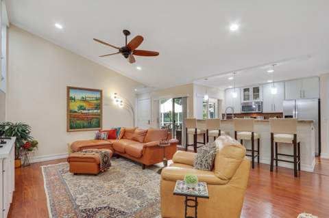 8701 Chapman Oak Court, Palm Beach Gardens FL - photo 6 of 31