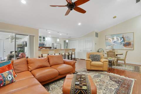 8701 Chapman Oak Court, Palm Beach Gardens FL - photo 9 of 31