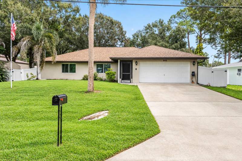 3 bedroom Single Family Residence at 5112 Myrtle Drive, Indian River Estates Unit 7, Fort Pierce — photo 3
