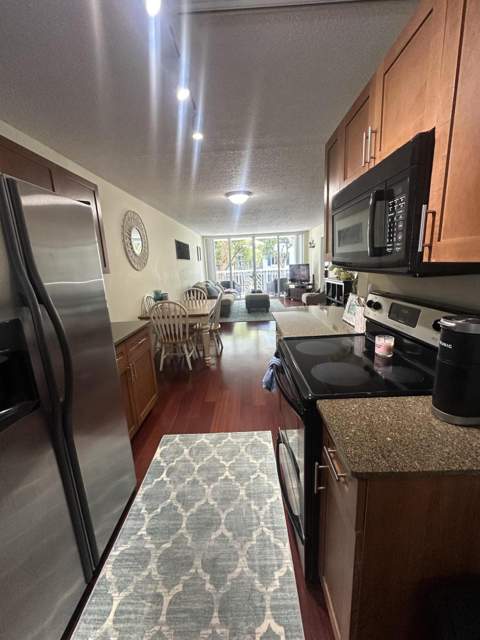 631 E Woolbright Road #207, Boynton Beach FL - photo 7 of 14