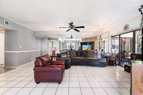 2508 Aspen Way, Boynton Beach FL - photo 9 of 24