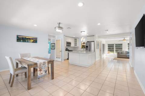 214 NE 28th Road, Boca Raton FL - photo 8 of 45