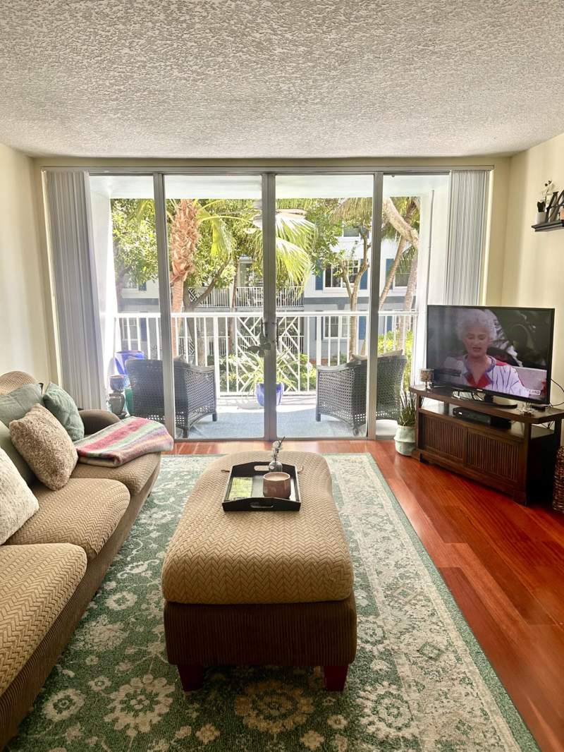 2 bedroom Condominium at 631 E Woolbright Road #207, Bermuda Cay, Boynton Beach — photo 4