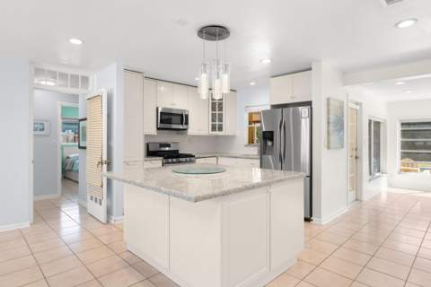 214 NE 28th Road, Boca Raton FL - photo 10 of 45