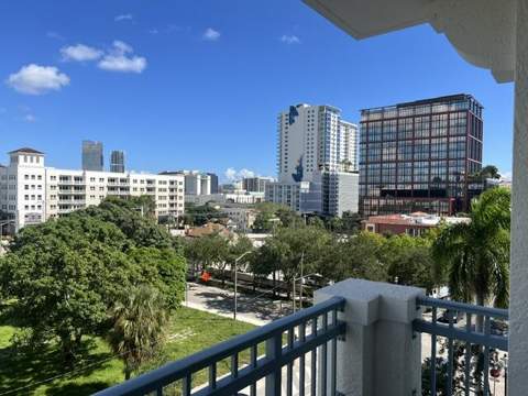 403 S Sapodilla Avenue #501, West Palm Beach FL - photo 16 of 22